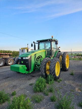 Image of John Deere 8335R Primary image