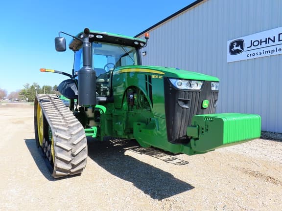 Image of John Deere 8335RT equipment image 4