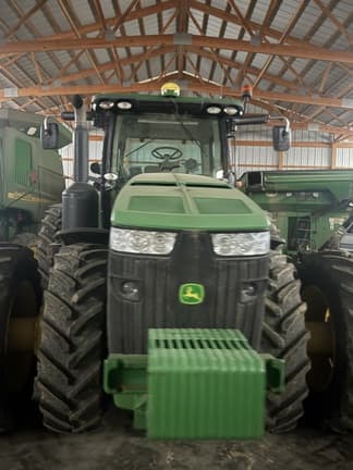 Image of John Deere 8360R equipment image 2