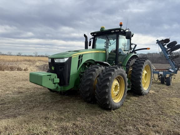 Image of John Deere 8360R equipment image 4