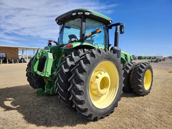 Image of John Deere 8360R equipment image 4