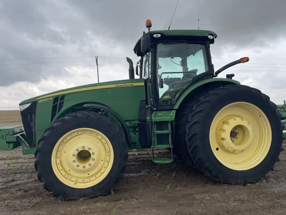 Image of John Deere 8360R equipment image 2