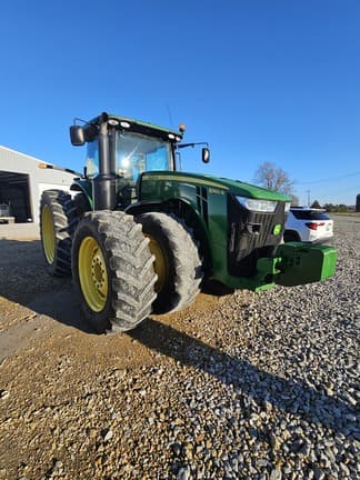 Image of John Deere 8360R equipment image 3