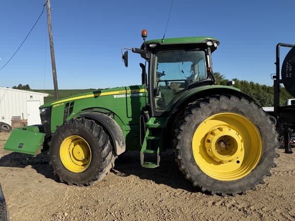 Image of John Deere 8360R equipment image 3