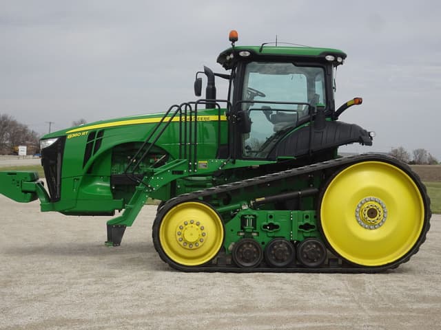 Image of John Deere 8360RT equipment image 2