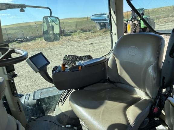 Image of John Deere 9360R equipment image 2