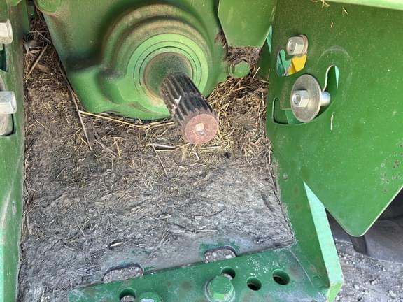 Image of John Deere 9360R equipment image 4