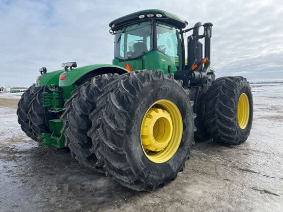 Image of John Deere 9410R equipment image 4