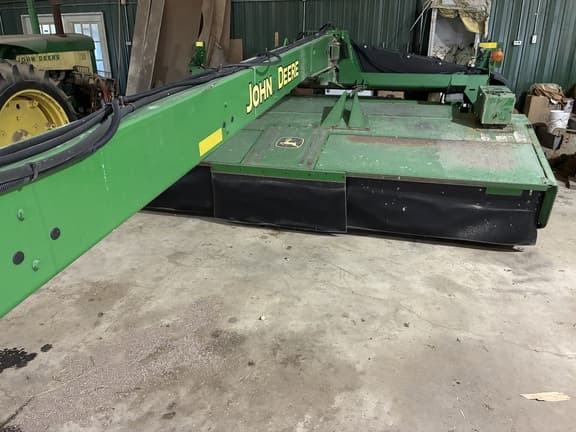 Image of John Deere 946 equipment image 4