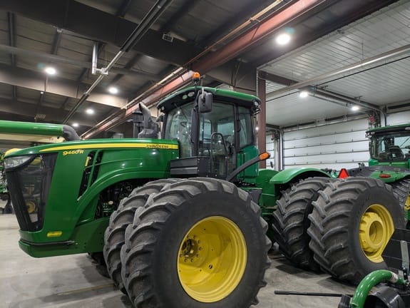 2013 John Deere 9460R Equipment Image0