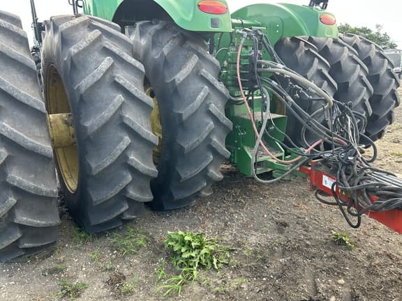 Image of John Deere 9460R equipment image 2