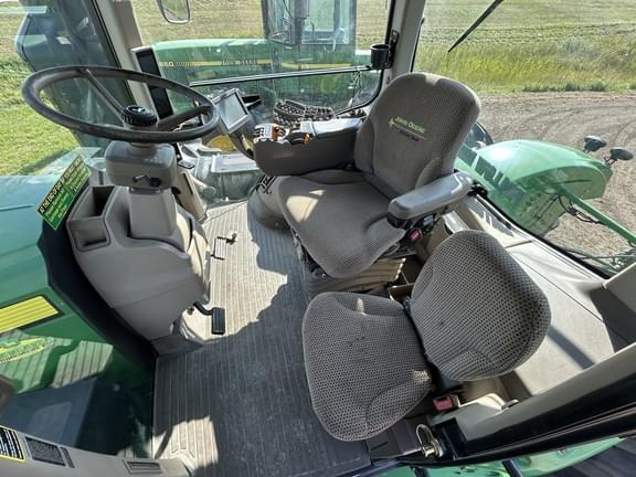 Image of John Deere 9510R equipment image 4