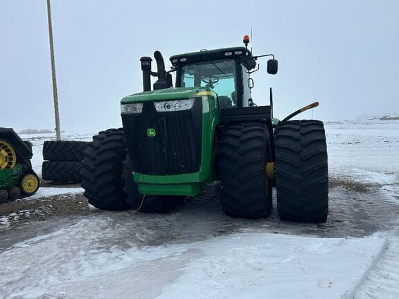 2013 John Deere 9560R Equipment Image0