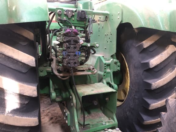 Image of John Deere 9560R equipment image 4