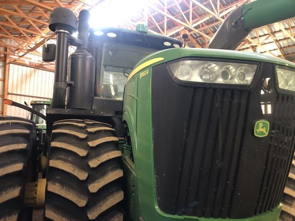 Image of John Deere 9560R equipment image 1