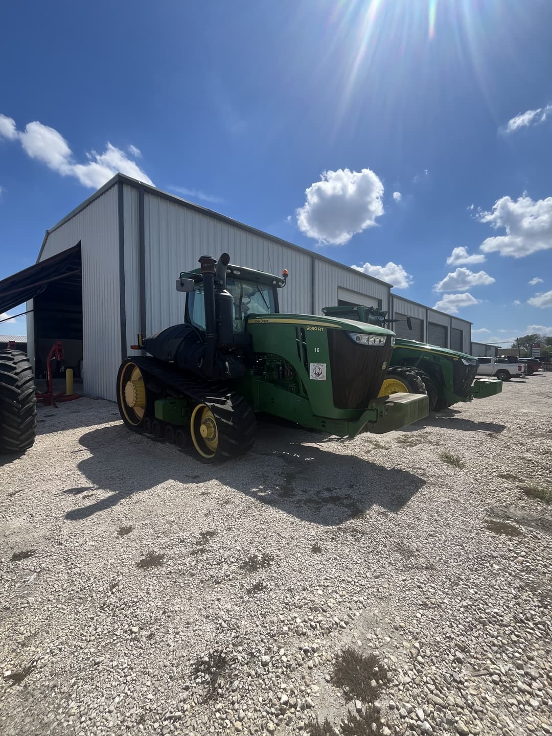 Image of John Deere 9560RT Image 1