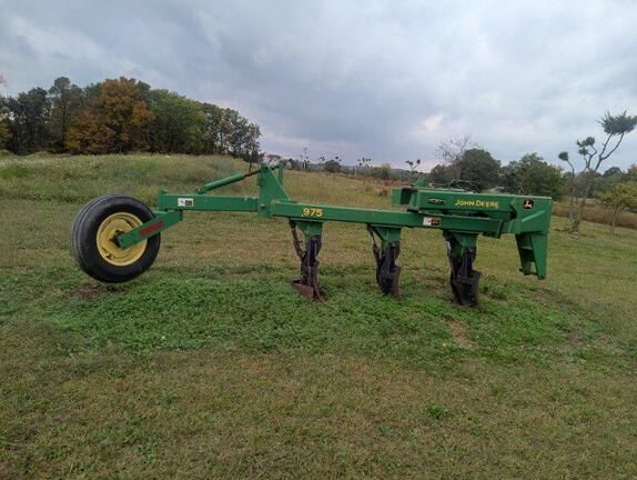 2013 John Deere 975 Equipment Image0