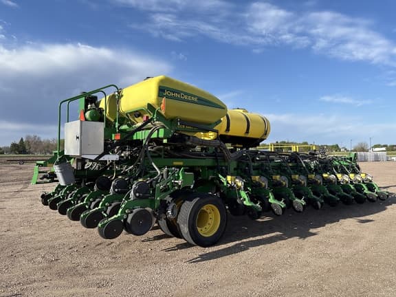 Image of John Deere DB60 equipment image 2