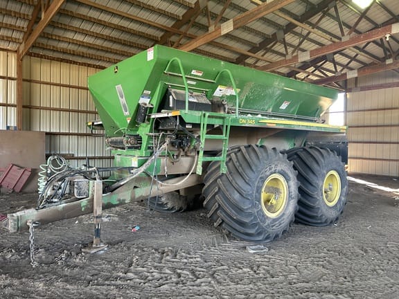 2013 John Deere DN345 Equipment Image0