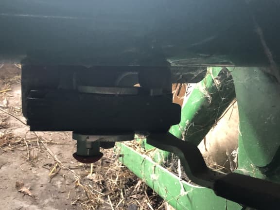 Image of John Deere H360 equipment image 4