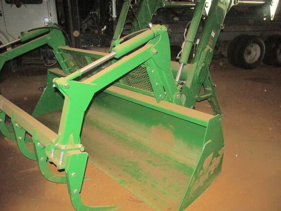 Image of John Deere H480 equipment image 4