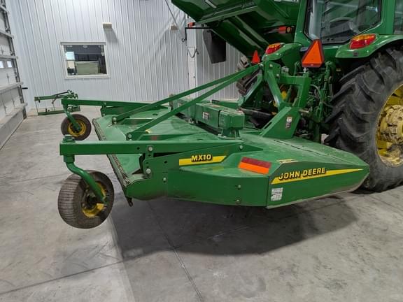 Image of John Deere MX10 equipment image 1