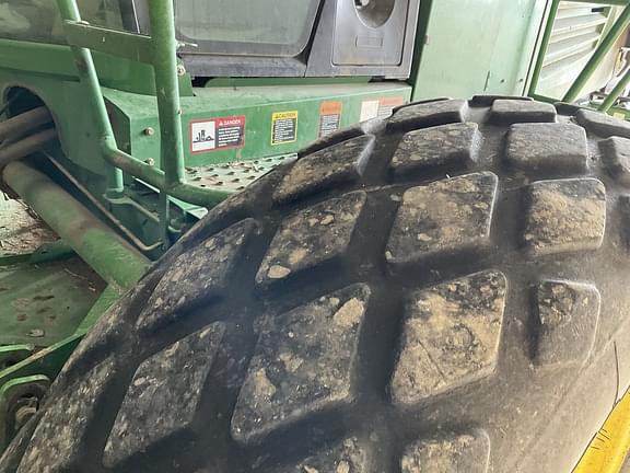 Image of John Deere R450 equipment image 4