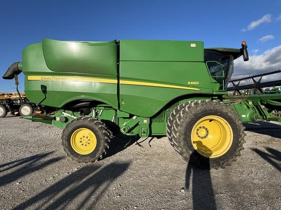 Image of John Deere S660 equipment image 3
