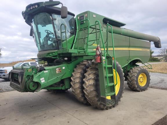 2013 John Deere S660 Equipment Image0