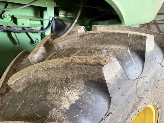Image of John Deere S660 equipment image 3