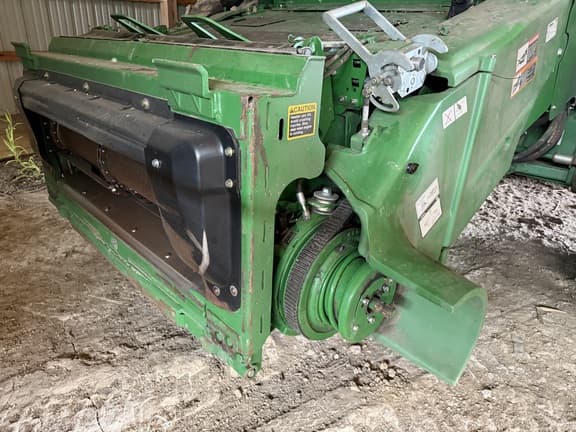 Image of John Deere S660 equipment image 1