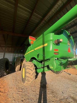 Image of John Deere S660 equipment image 3