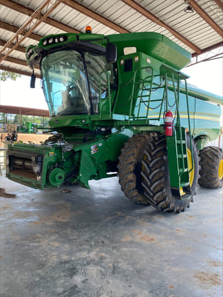 Image of John Deere S660 Primary image