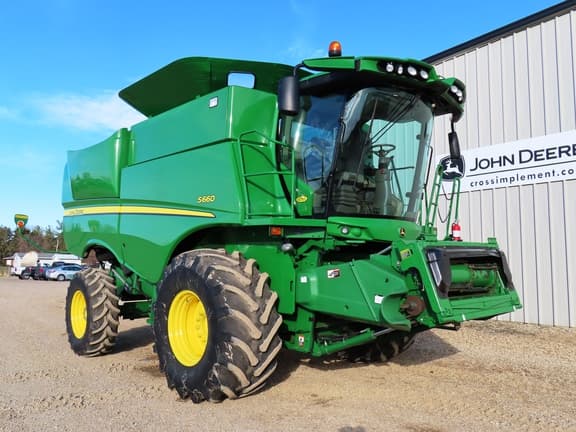 Image of John Deere S660 equipment image 4
