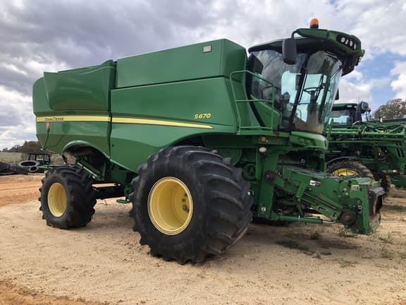 Image of John Deere S670 Primary image