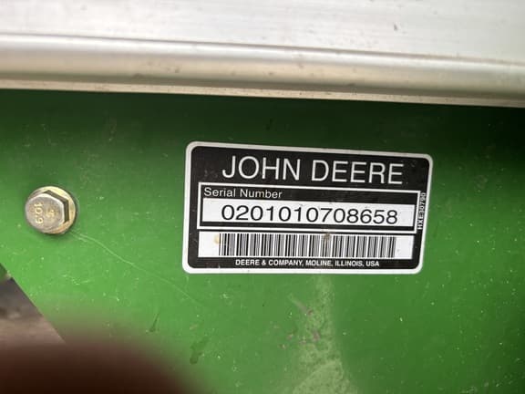 Image of John Deere S670 equipment image 1
