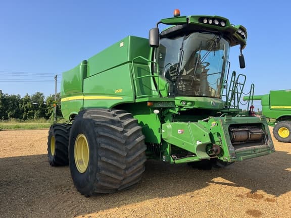 Image of John Deere S680 Primary image