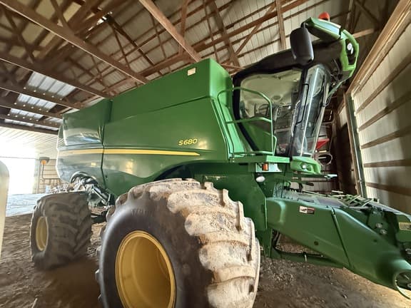Image of John Deere S680 Primary image