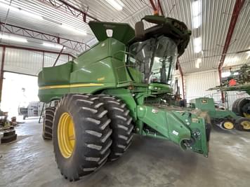 Main image John Deere S680