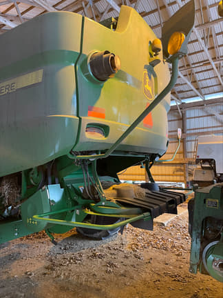 Image of John Deere S680 equipment image 3