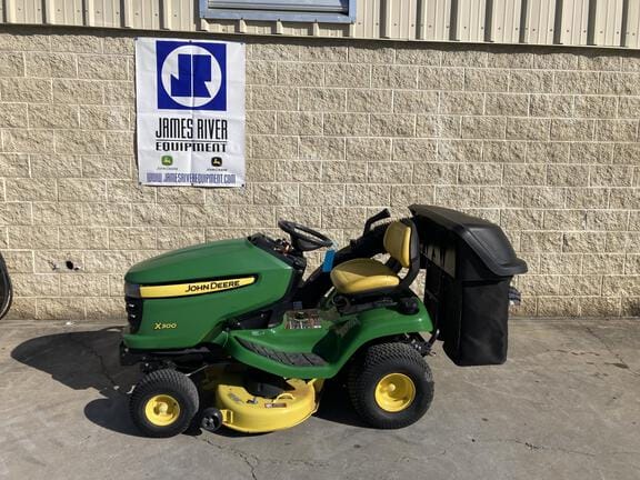 2013 John Deere X300 Equipment Image0