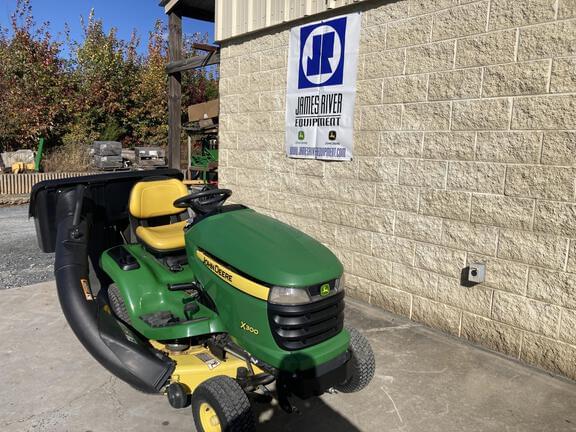 Image of John Deere X300 equipment image 3