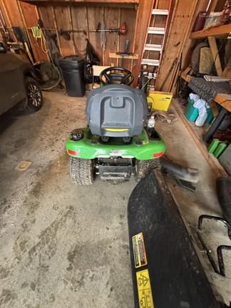 Image of John Deere X300 equipment image 1