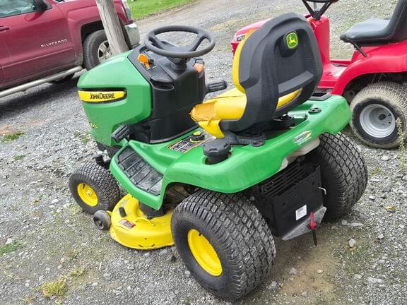 Image of John Deere X300 equipment image 4