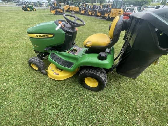 Image of John Deere X300 equipment image 2