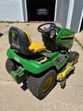Image of John Deere X320 equipment image 4