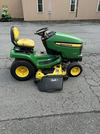 2013 John Deere X320 Equipment Image0
