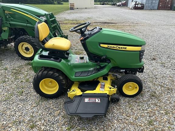 Image of John Deere X320 equipment image 3