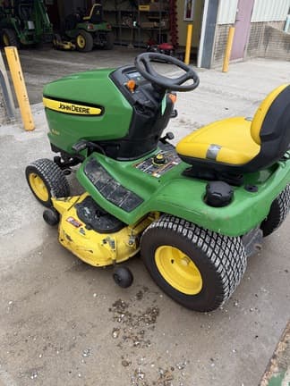Image of John Deere X320 equipment image 1