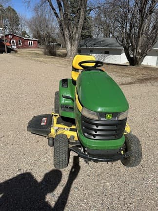 Image of John Deere X324 Image 0